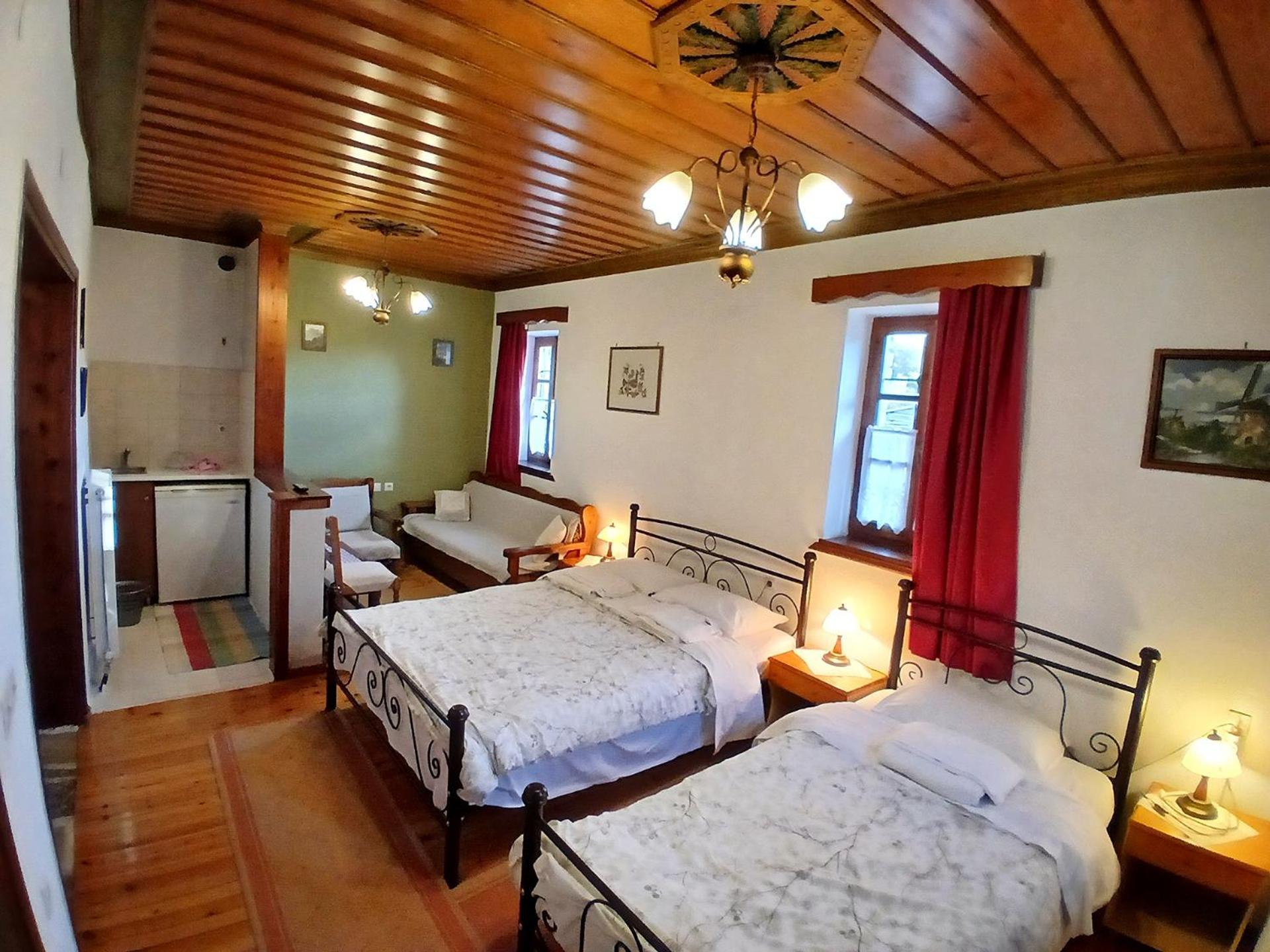 Aloni Guesthouse Áno Pediná Kültér fotó