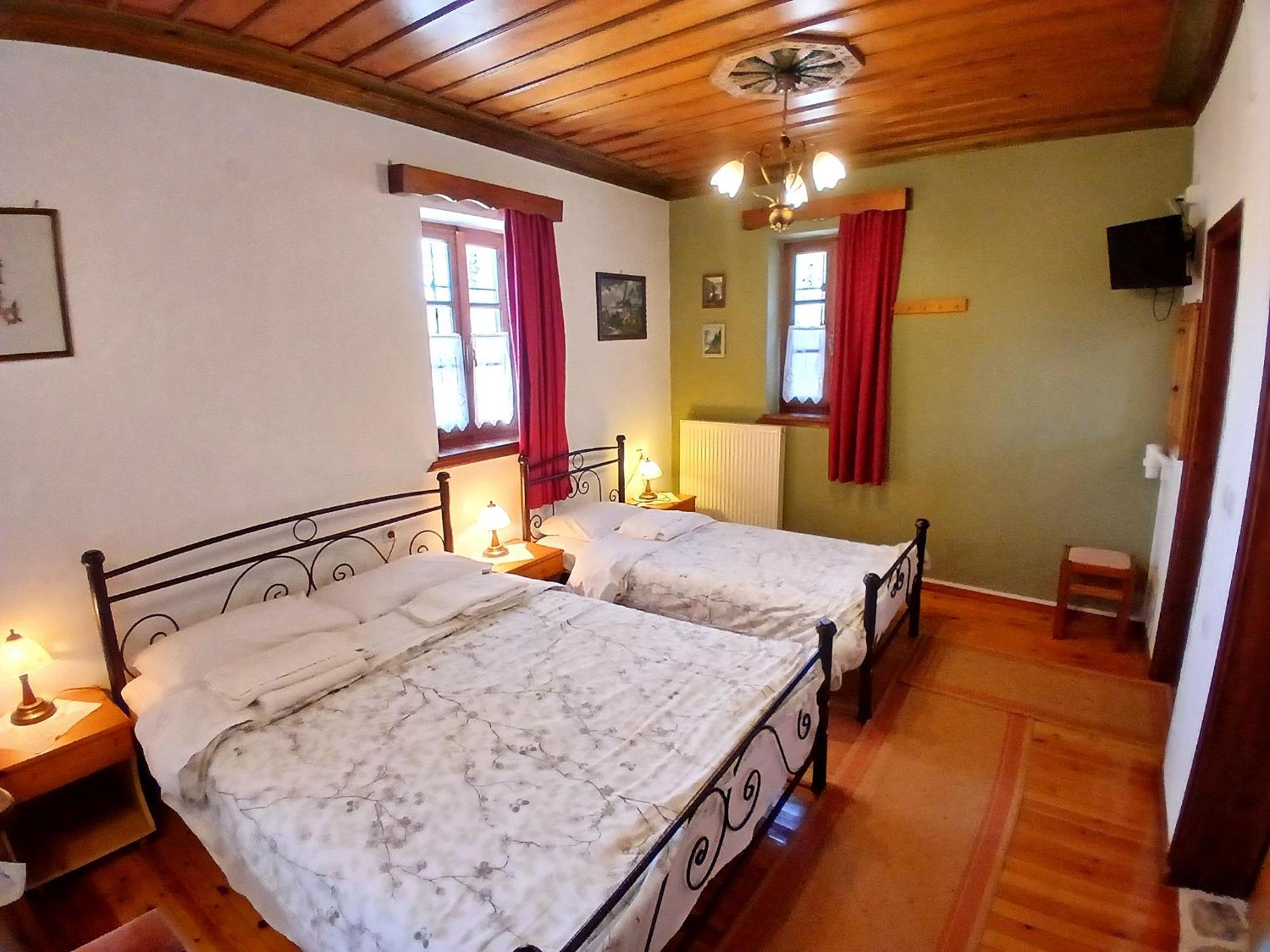 Aloni Guesthouse Áno Pediná Kültér fotó