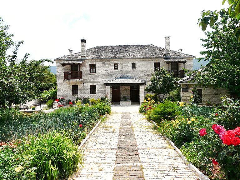 Aloni Guesthouse Áno Pediná Kültér fotó