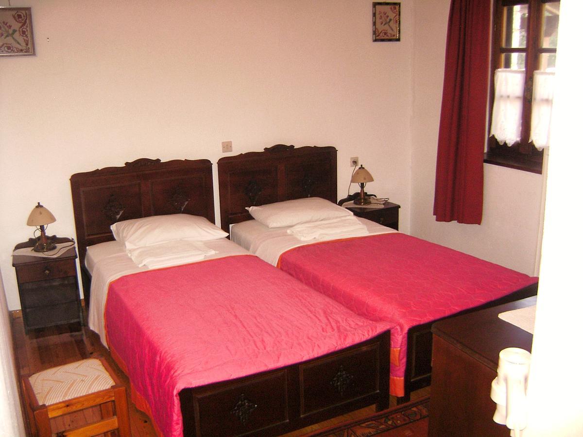 Aloni Guesthouse Áno Pediná Kültér fotó